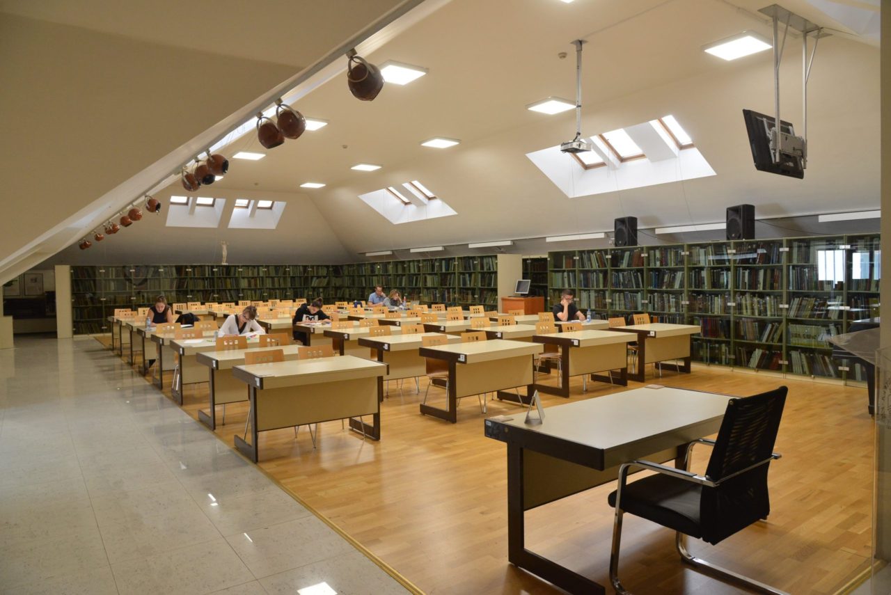 Libraries and reading rooms - Fagerhult (International)